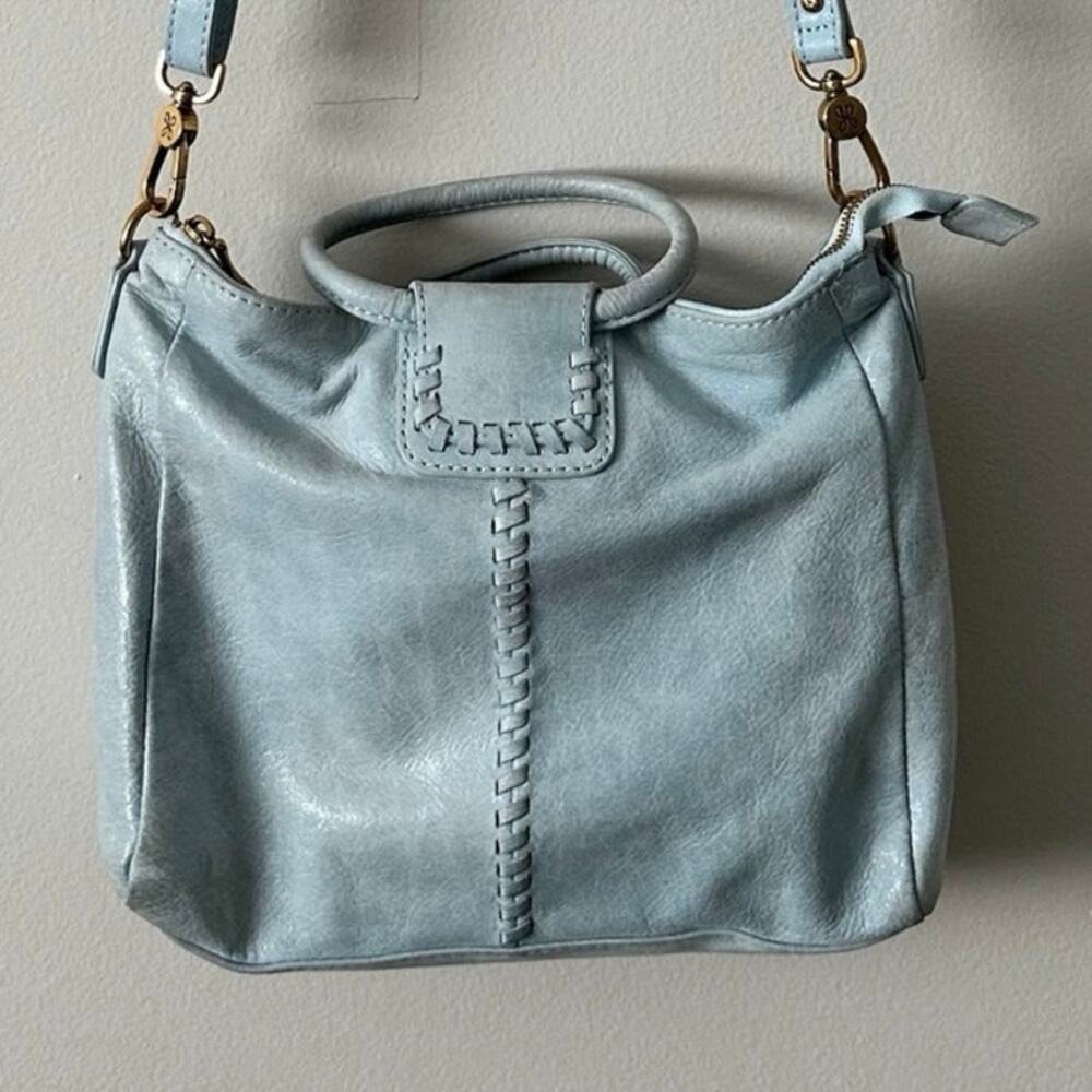 HOBO Leather Sheila Satchel Medium